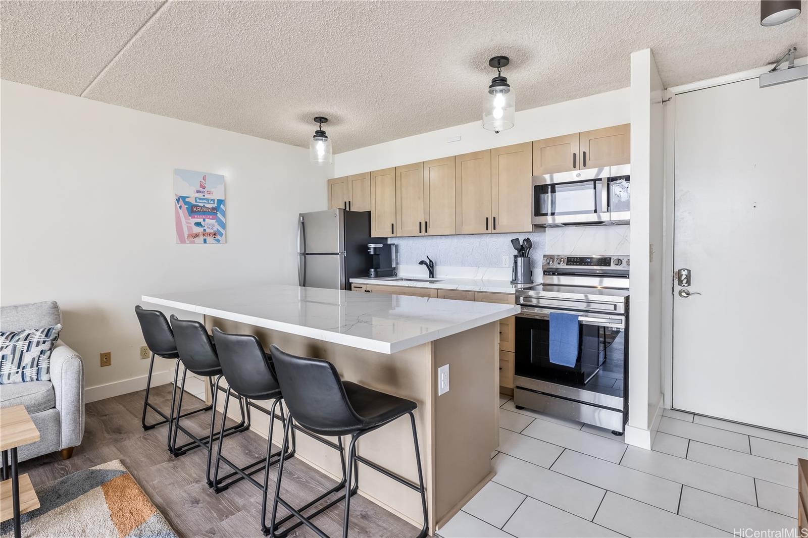 201 Ohua Avenue  Unit Mauka 3708