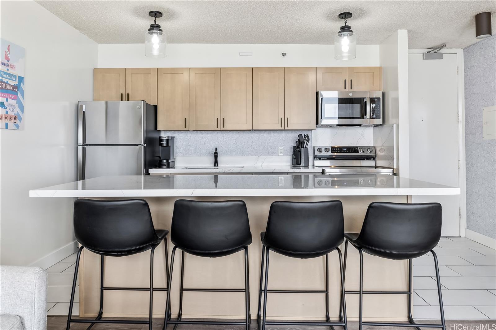 201 Ohua Avenue  Unit Mauka 3708