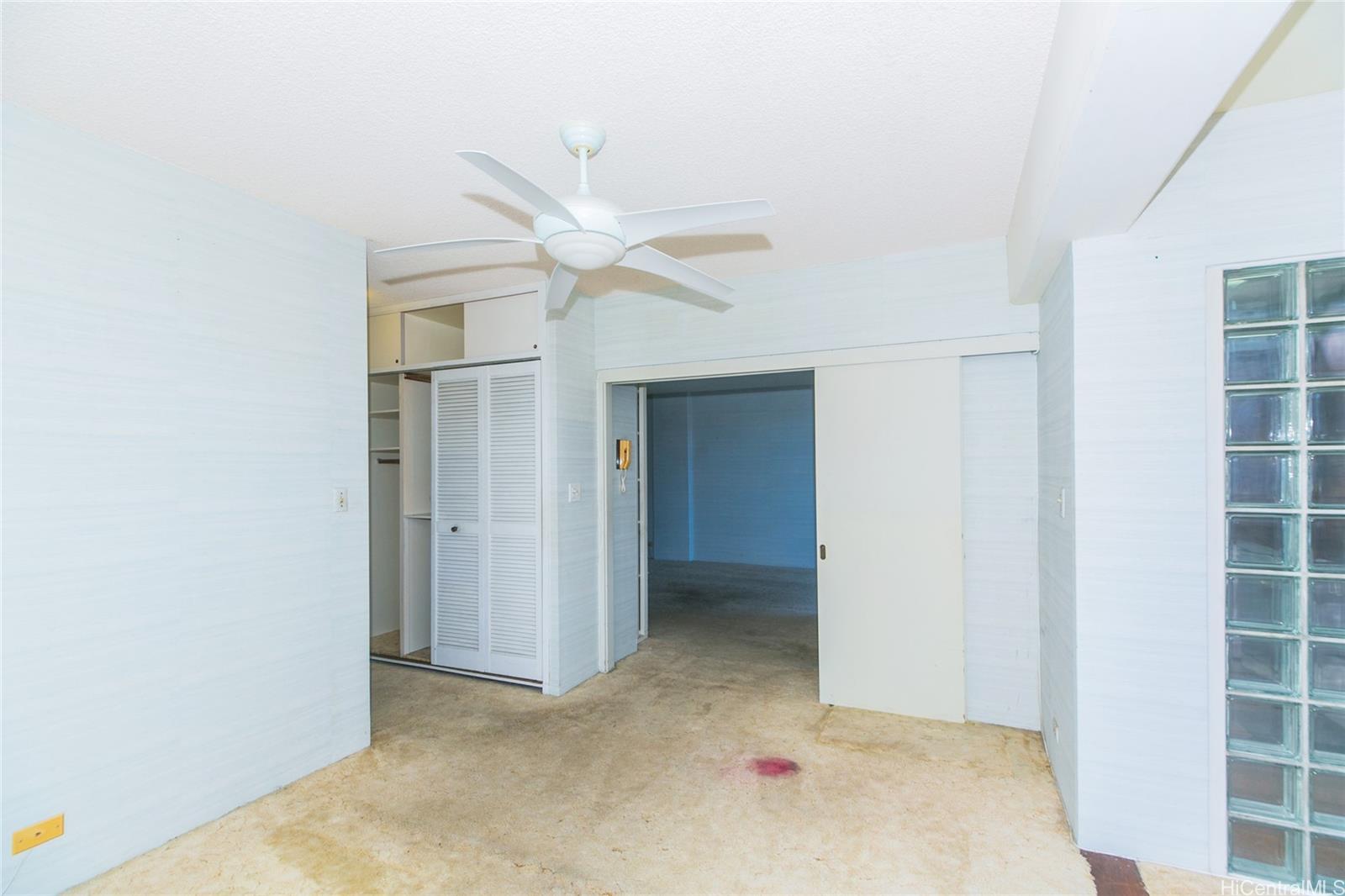 Photo 15 of 25