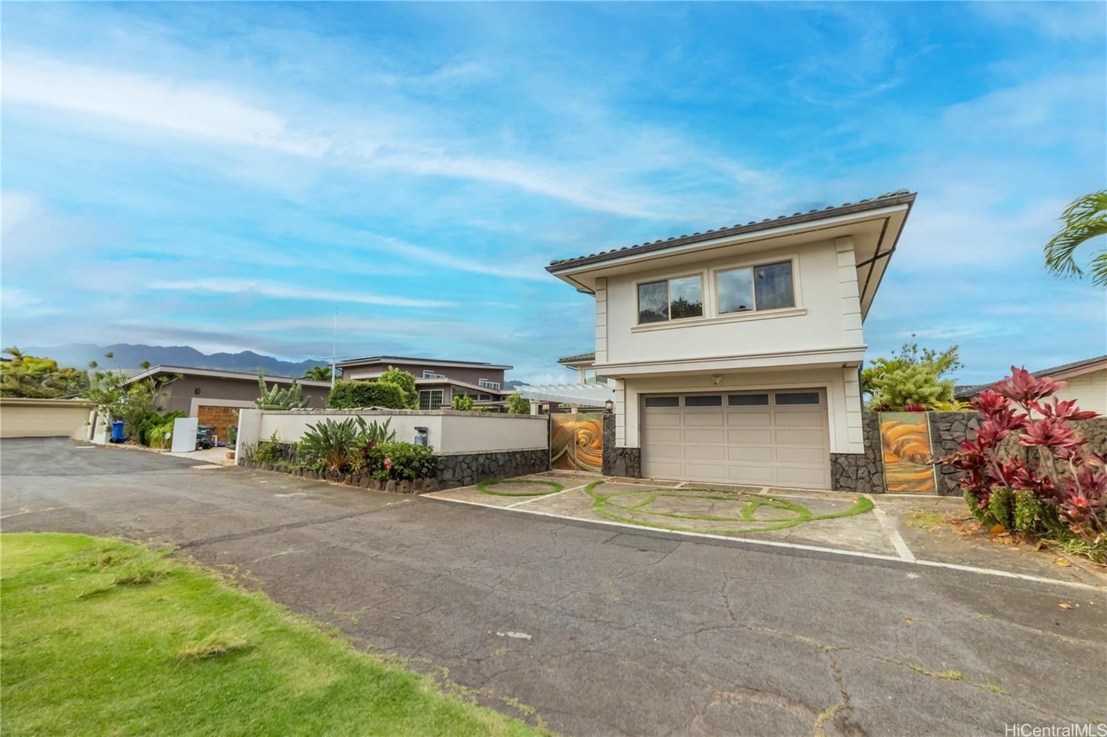 7096 Kalanianaole Highway