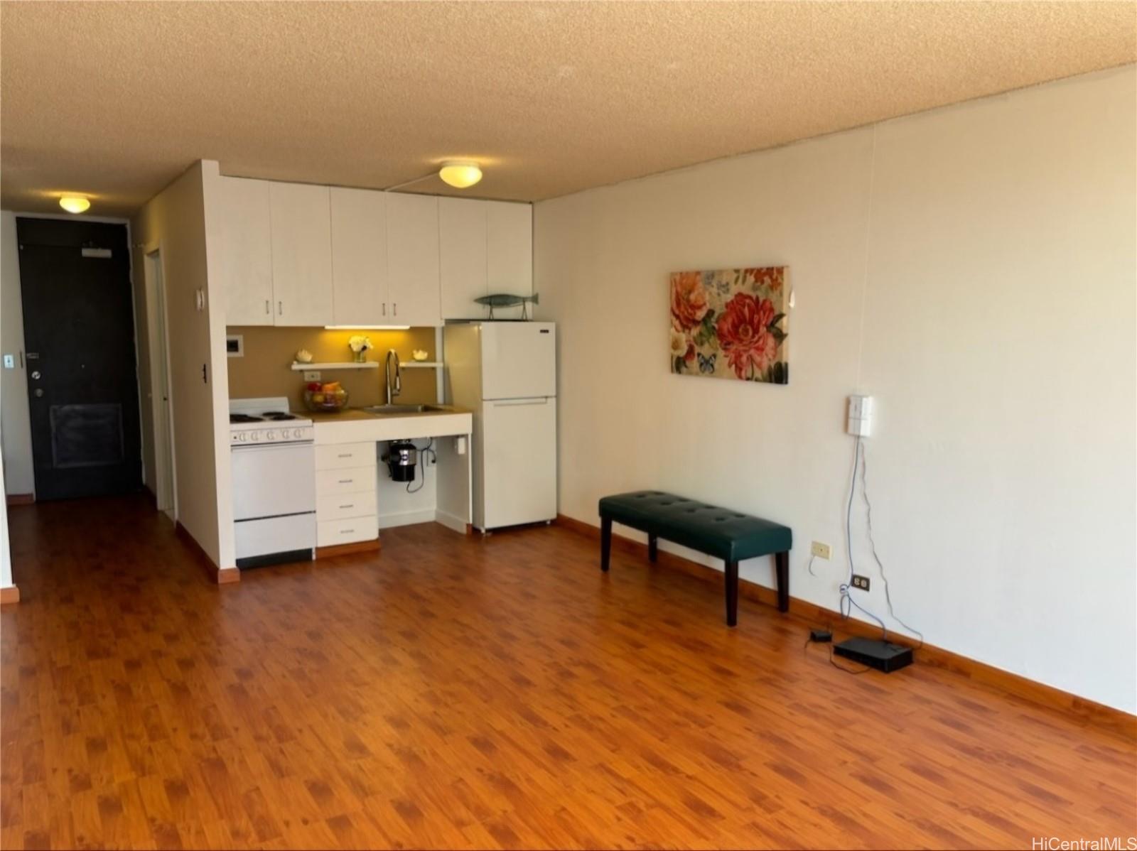 Photo 20 of 21