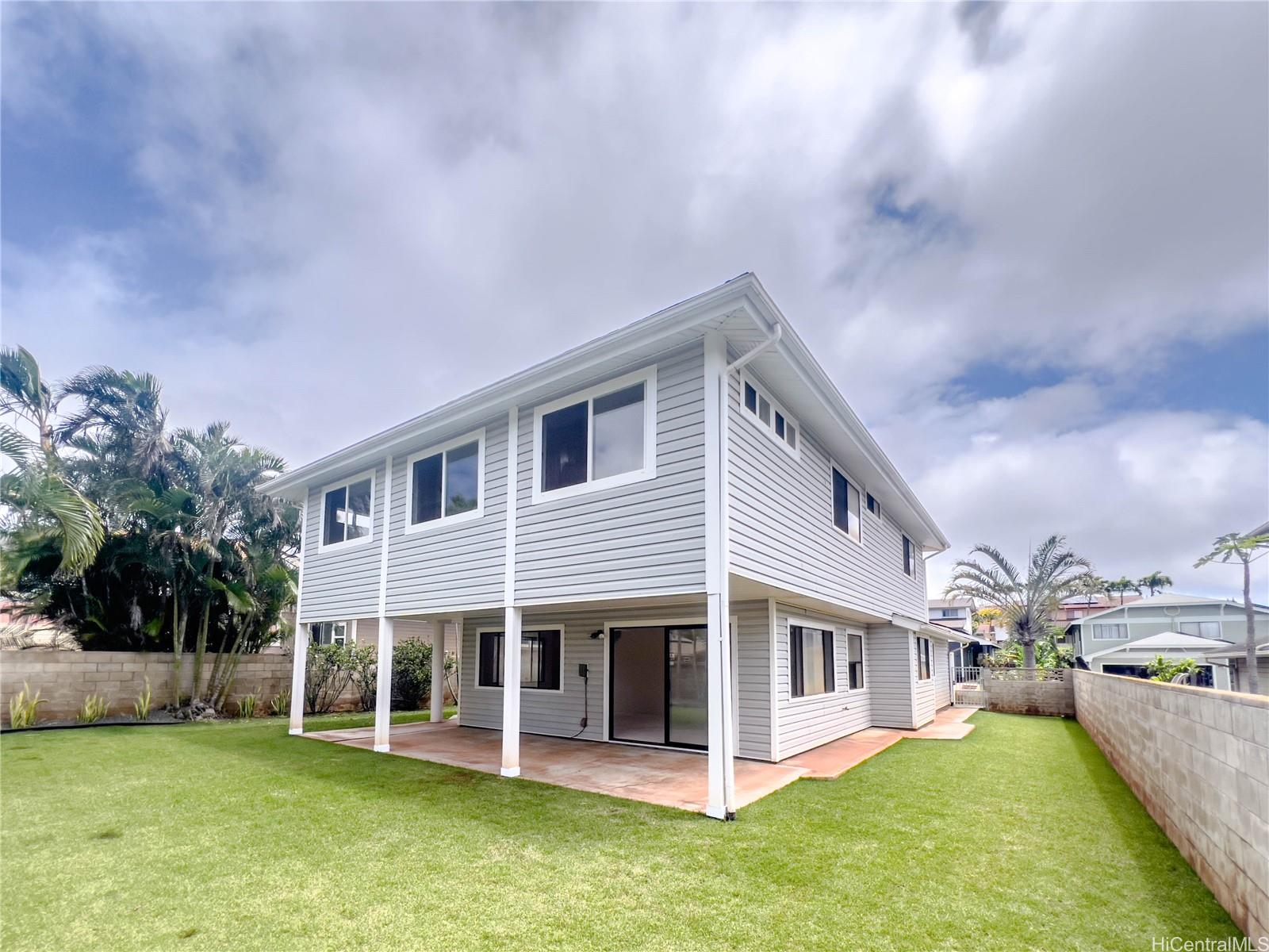 92-1354 Kikaha Street