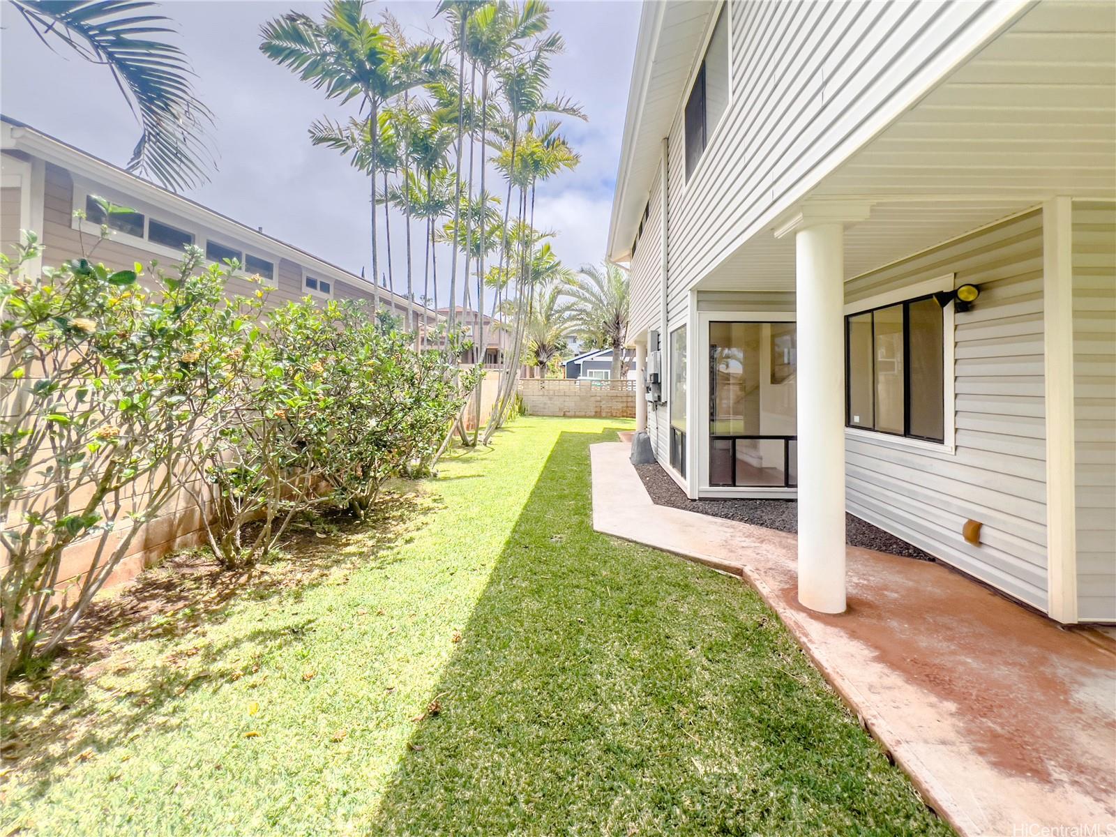 92-1354 Kikaha Street