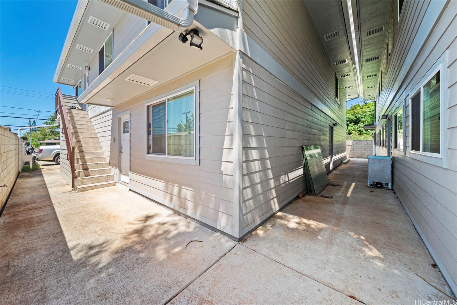 99-438 Ulune Street