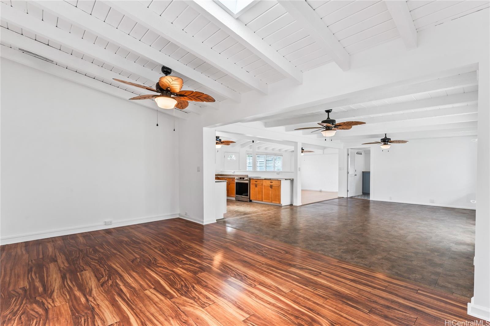 1209 Mokapu Boulevard