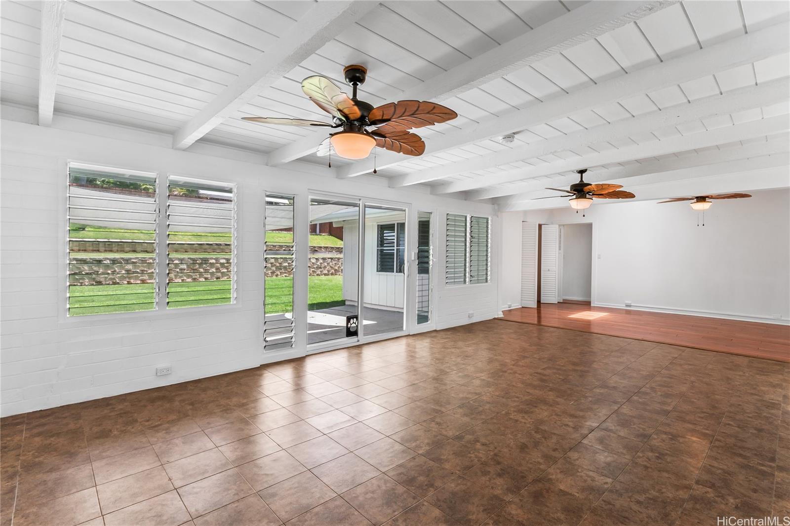 1209 Mokapu Boulevard