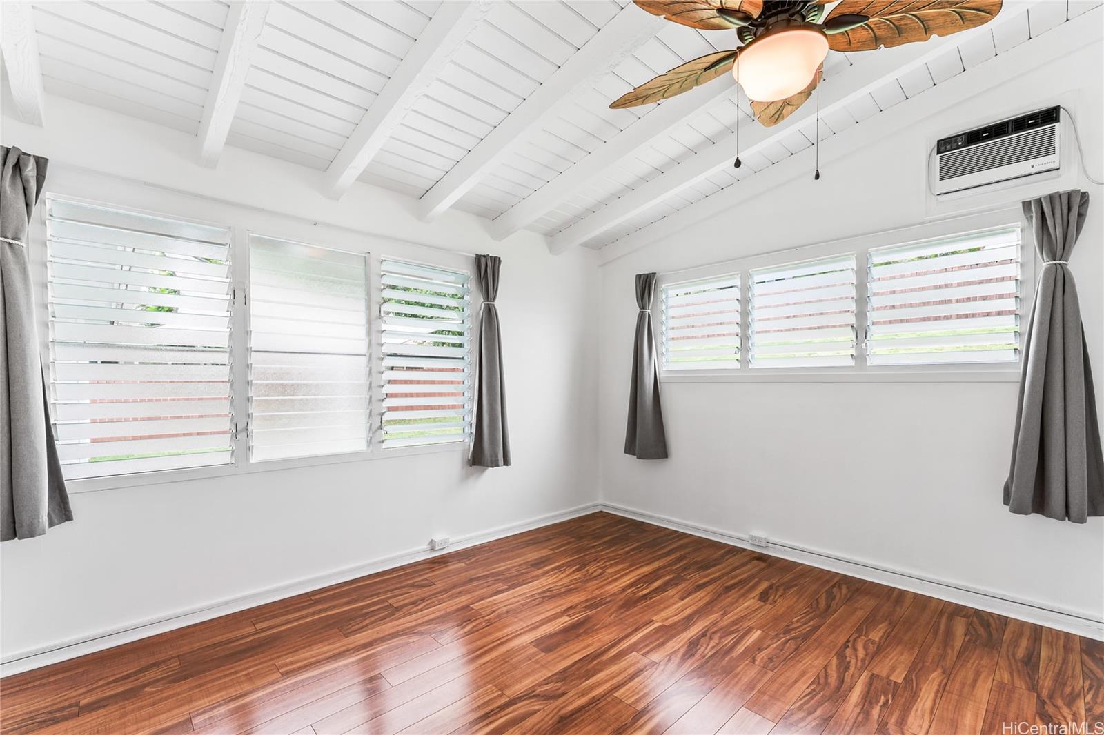 1209 Mokapu Boulevard