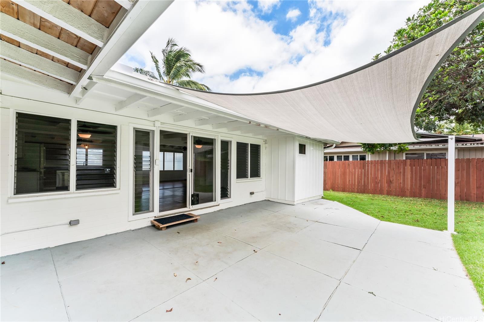 1209 Mokapu Boulevard