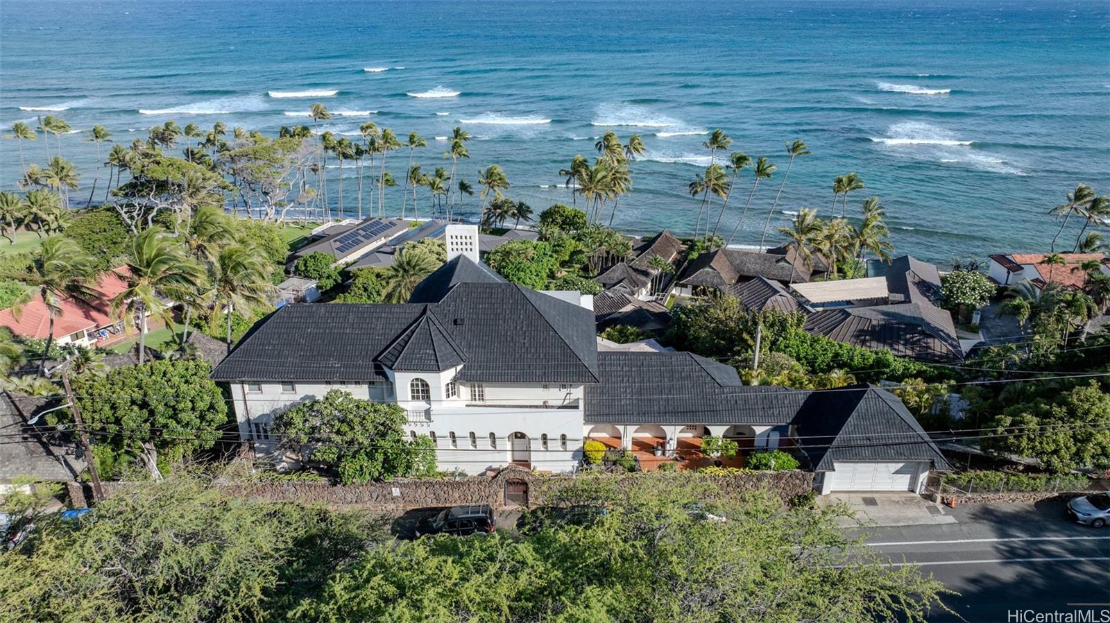 3647 Diamond Head Road