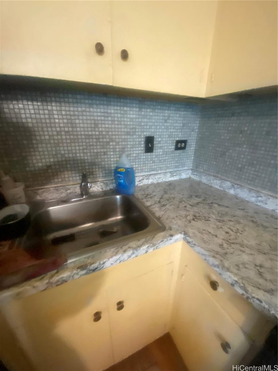 94-249 Waikele Road  Unit A205