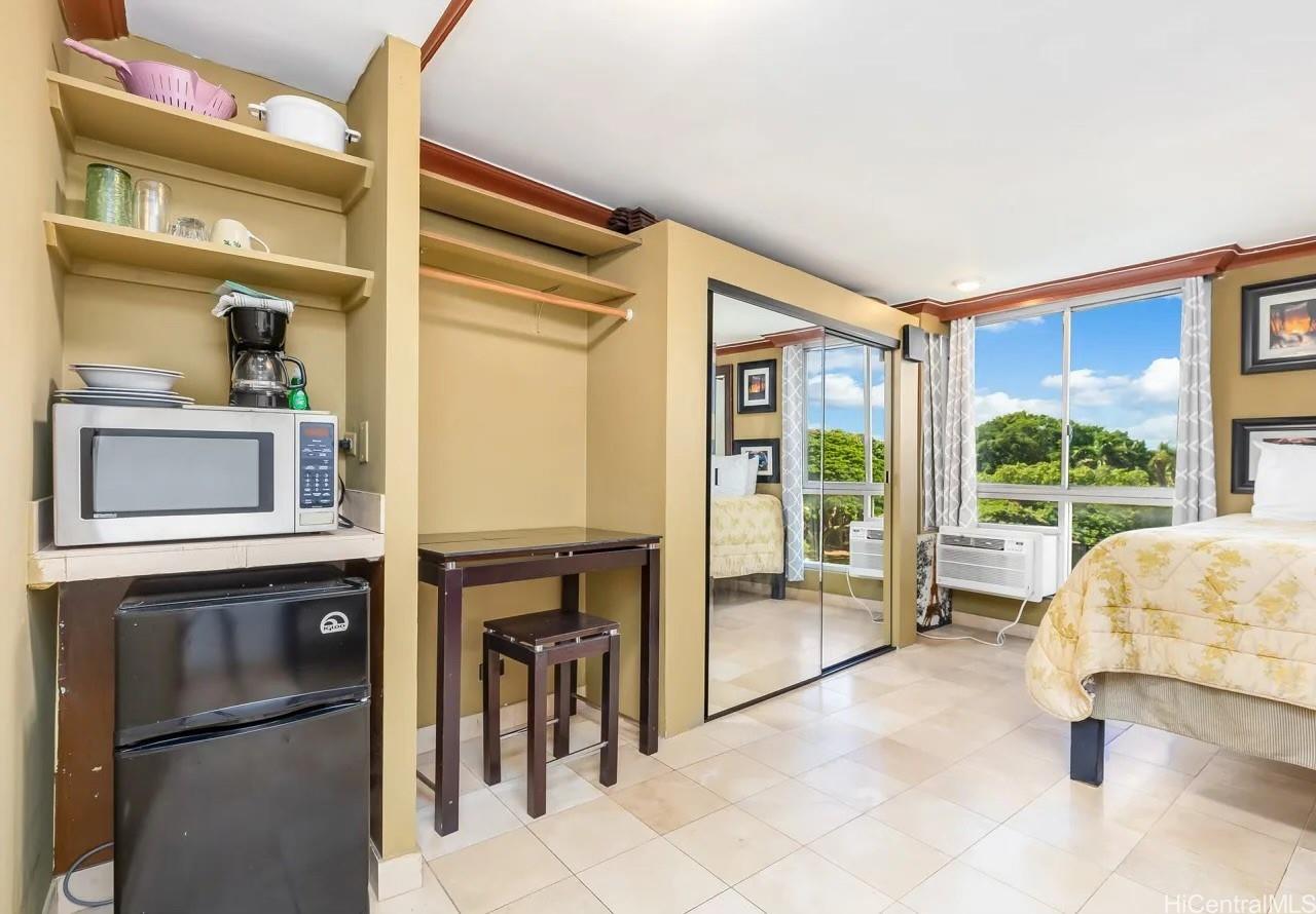 134 Kapahulu Avenue 416