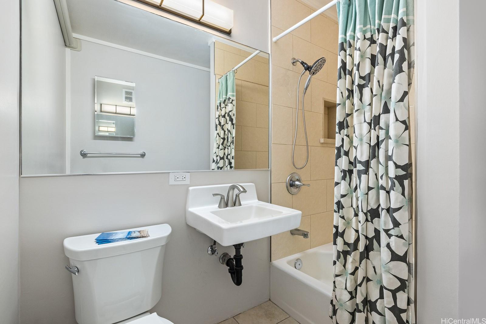 3030 Pualei Circle  Unit 304