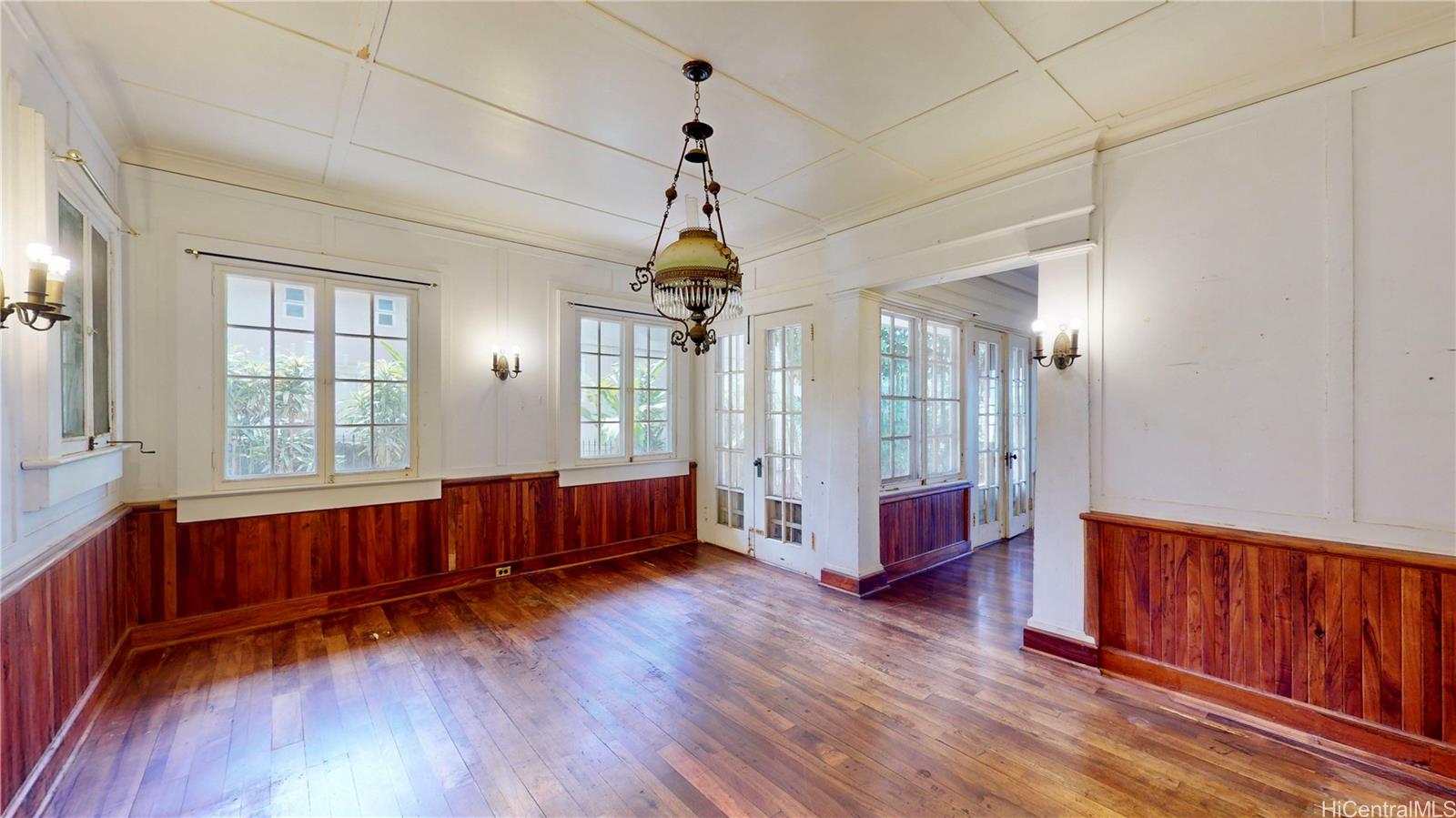 2185 Round Top Drive