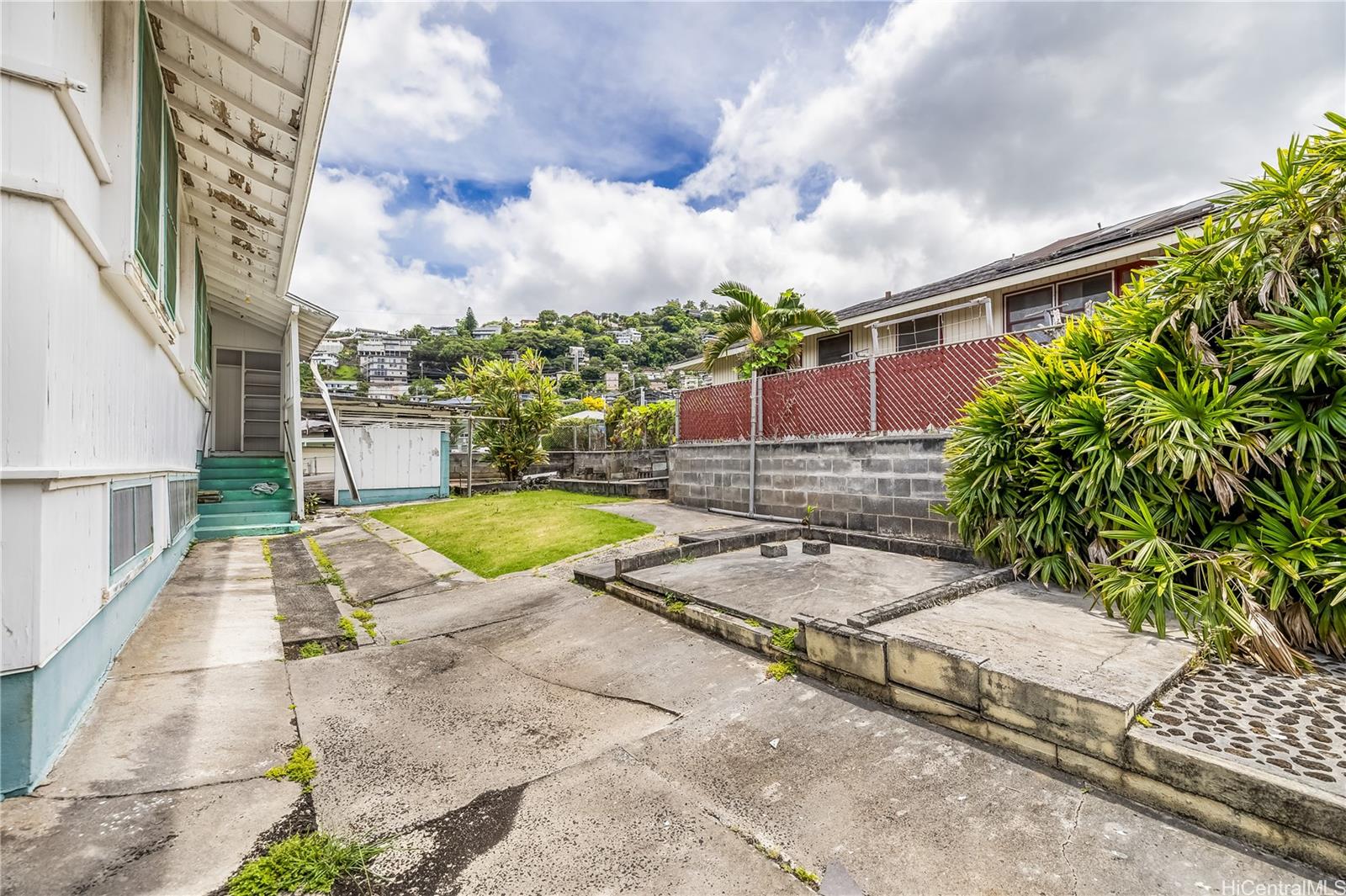 2511 Pauoa Road