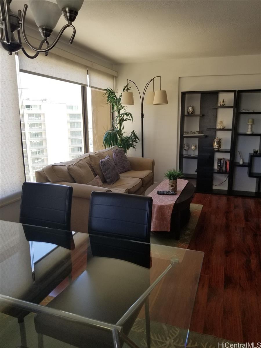 Photo 15 of 25