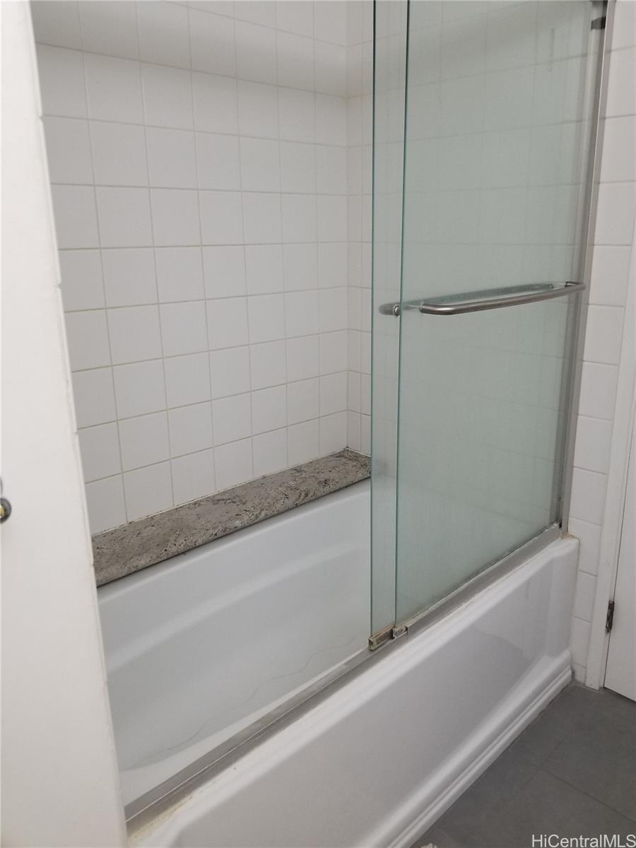 Photo 20 of 25