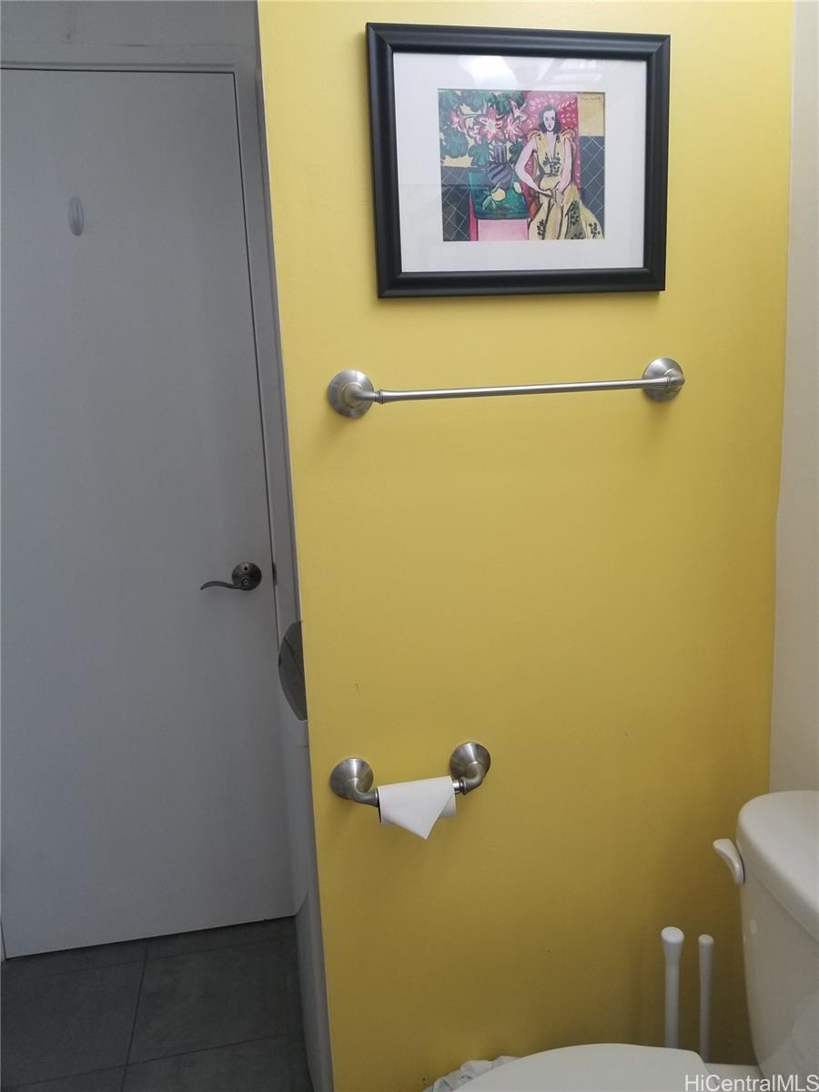 Photo 22 of 25