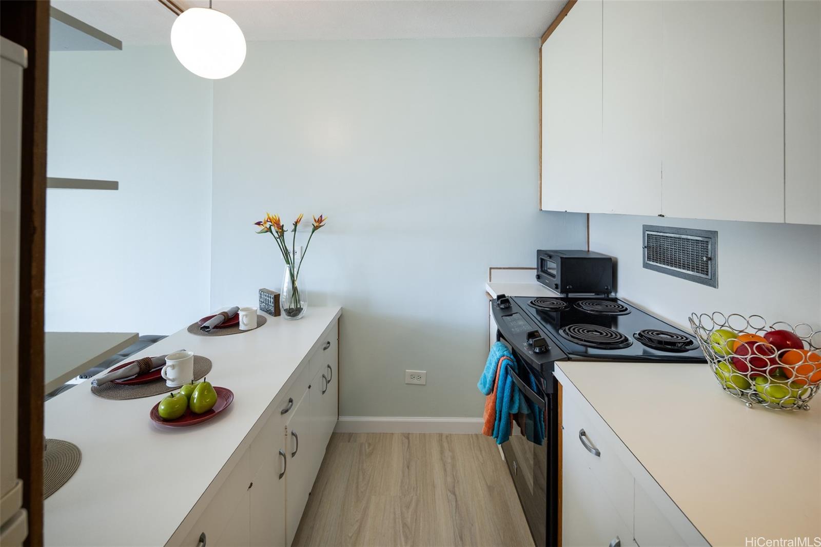 1511 Nuuanu Avenue  Unit 724