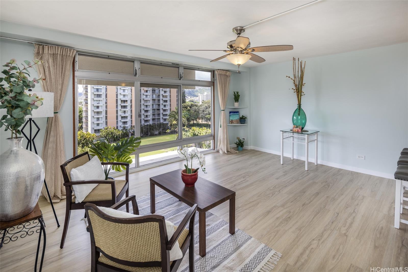 1511 Nuuanu Avenue  Unit 724