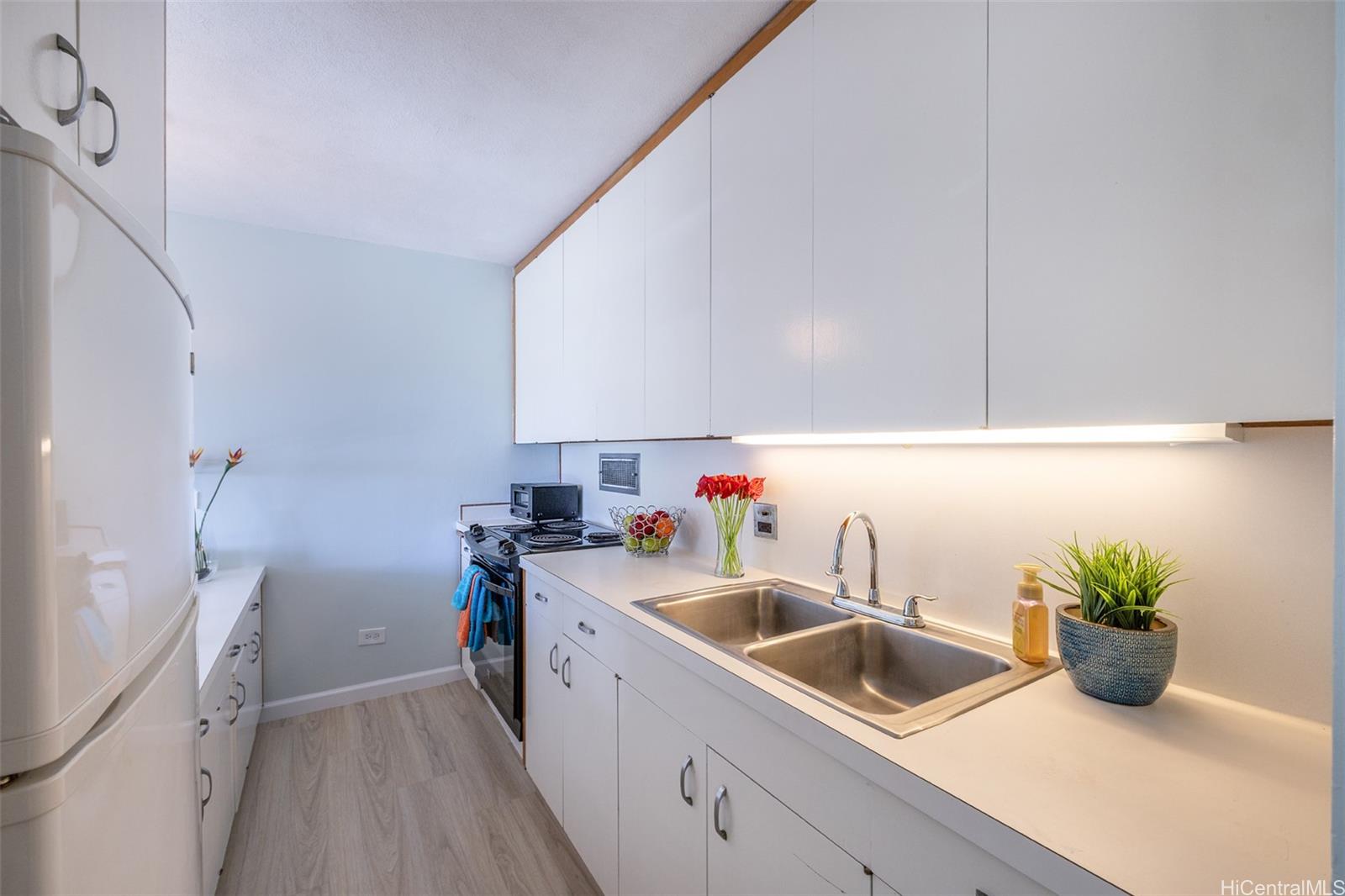 1511 Nuuanu Avenue  Unit 724