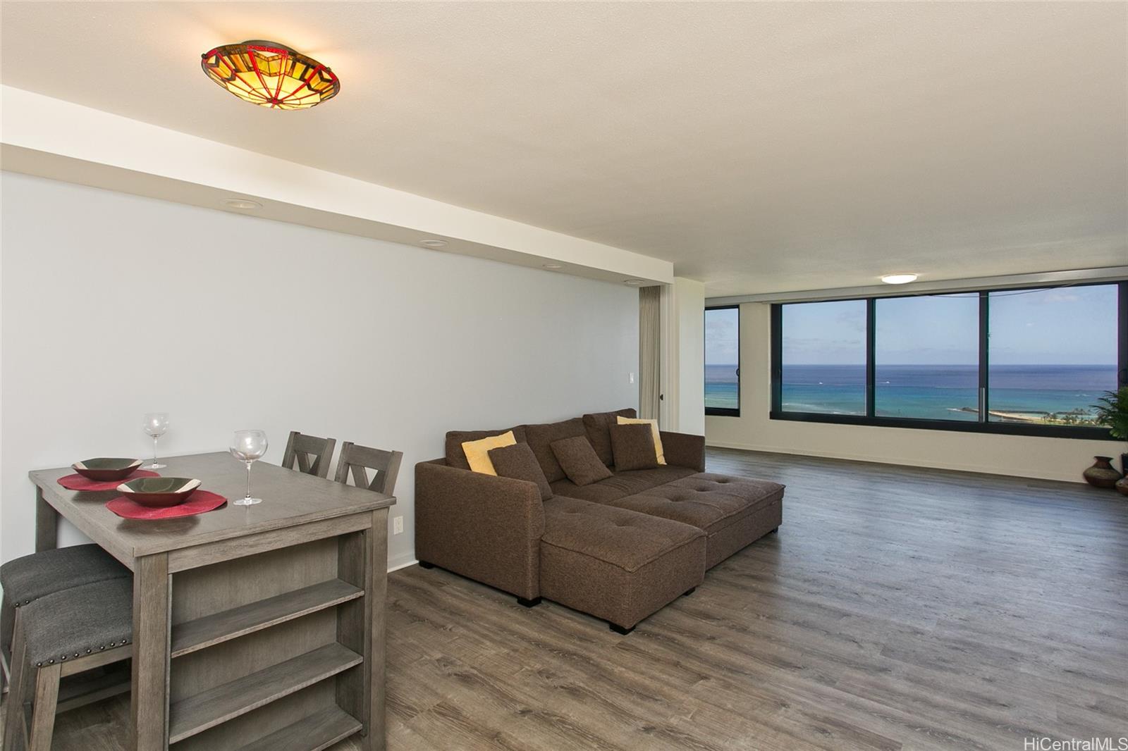 1600 Ala Moana Boulevard 2808