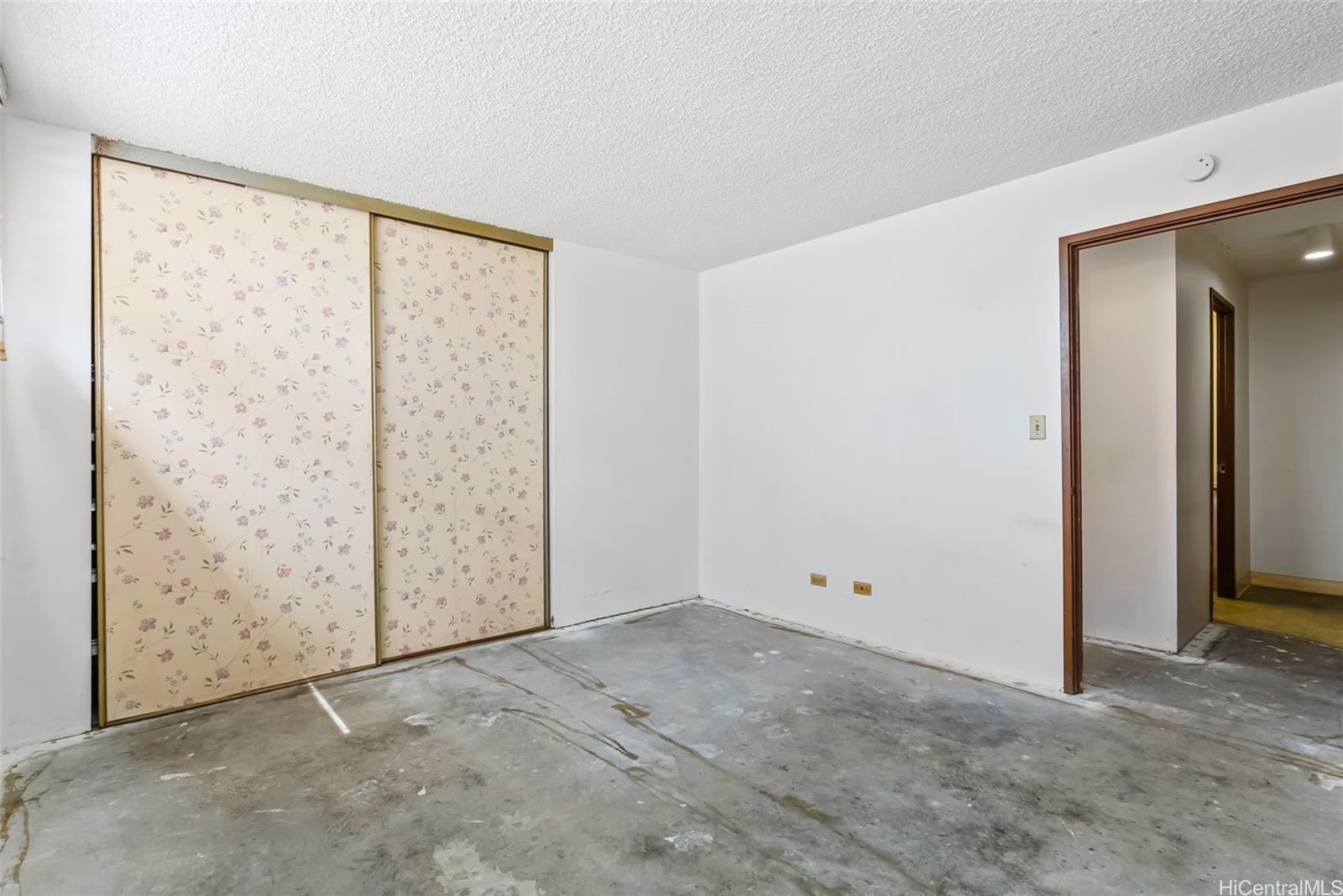 2115 Ala Wai Boulevard  Unit 305