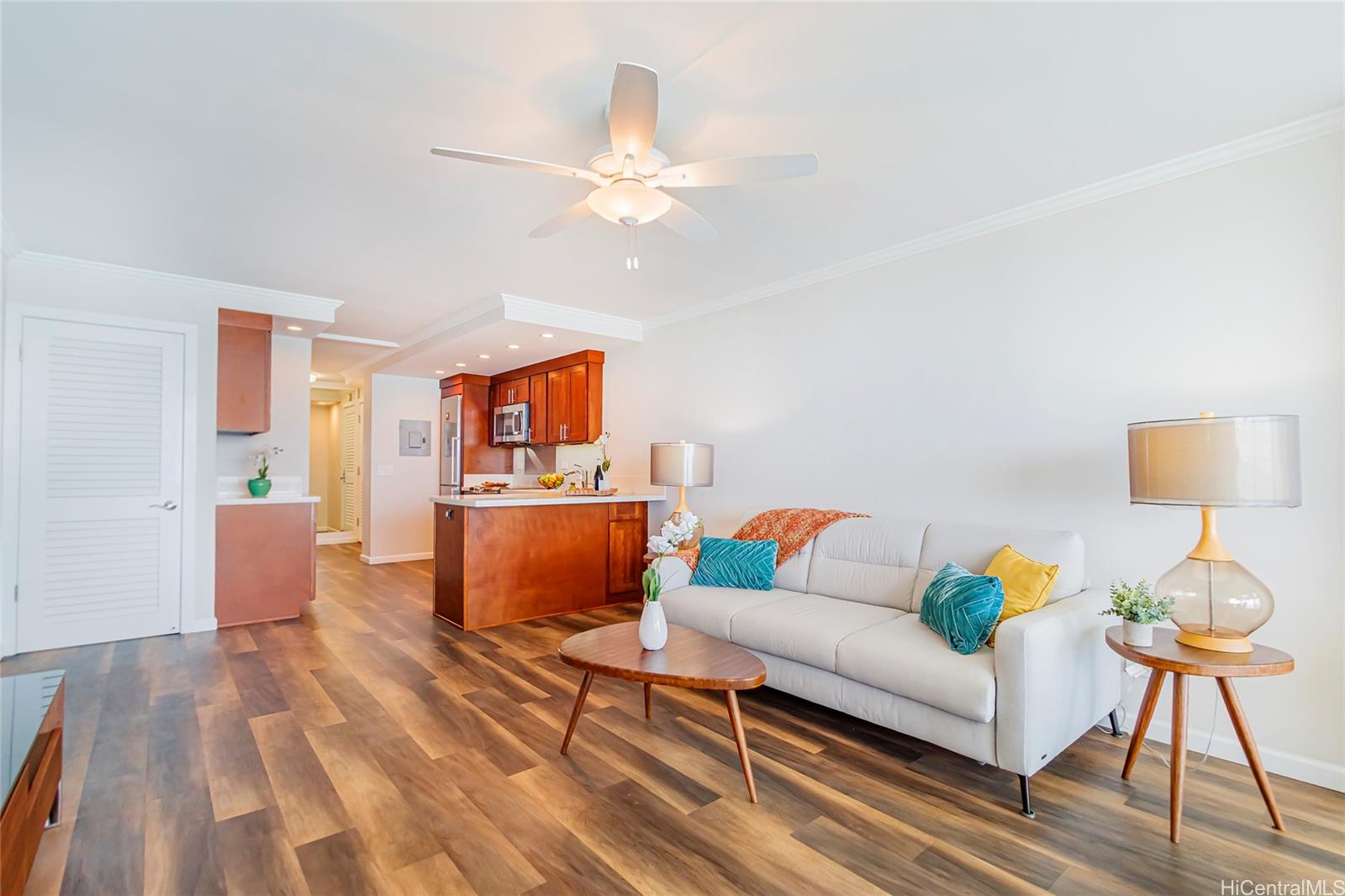2999 Kalakaua Avenue  Unit 202