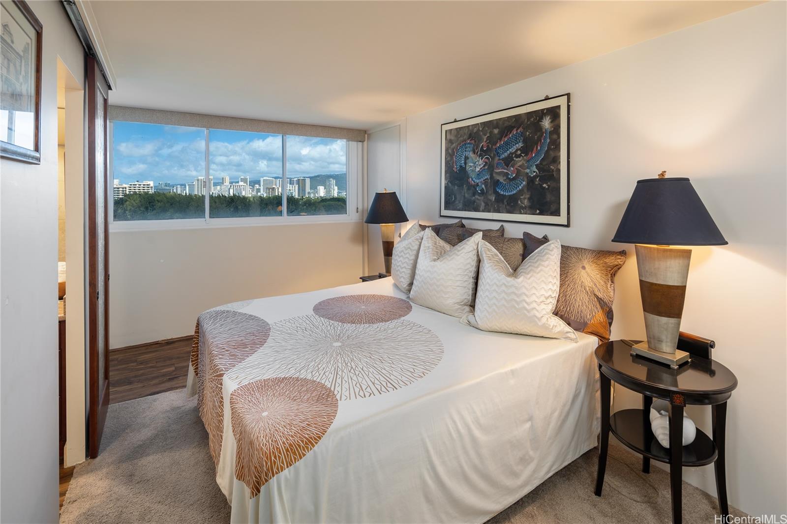 3056 Kalakaua Avenue  Unit PHW