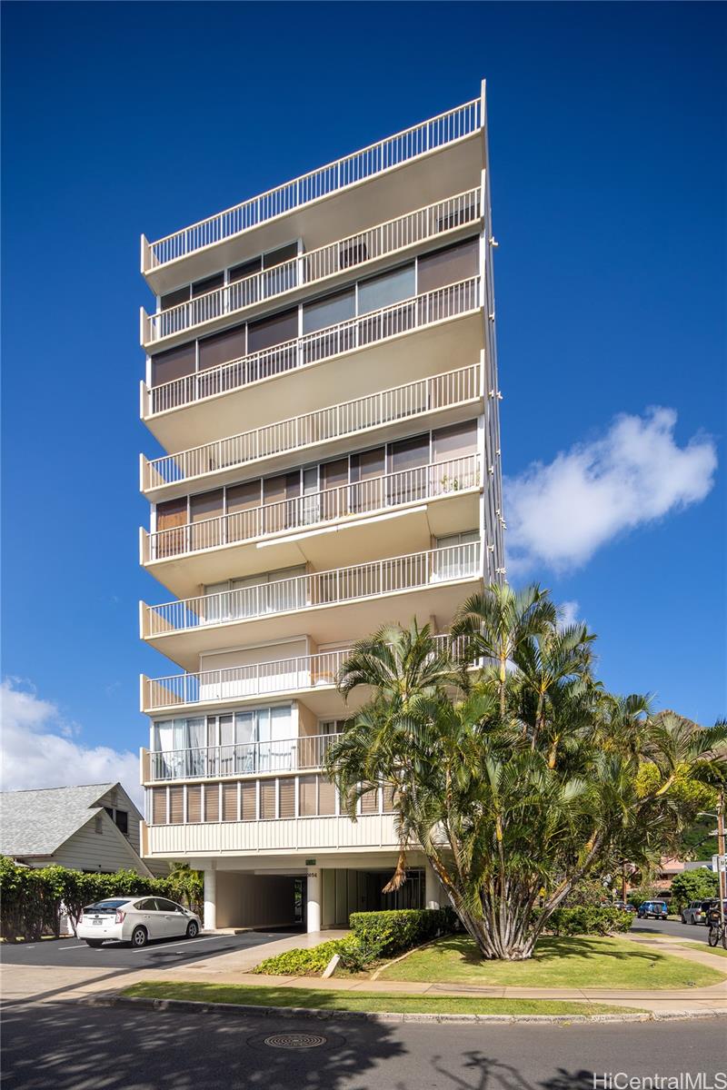3056 Kalakaua Avenue  Unit PHW