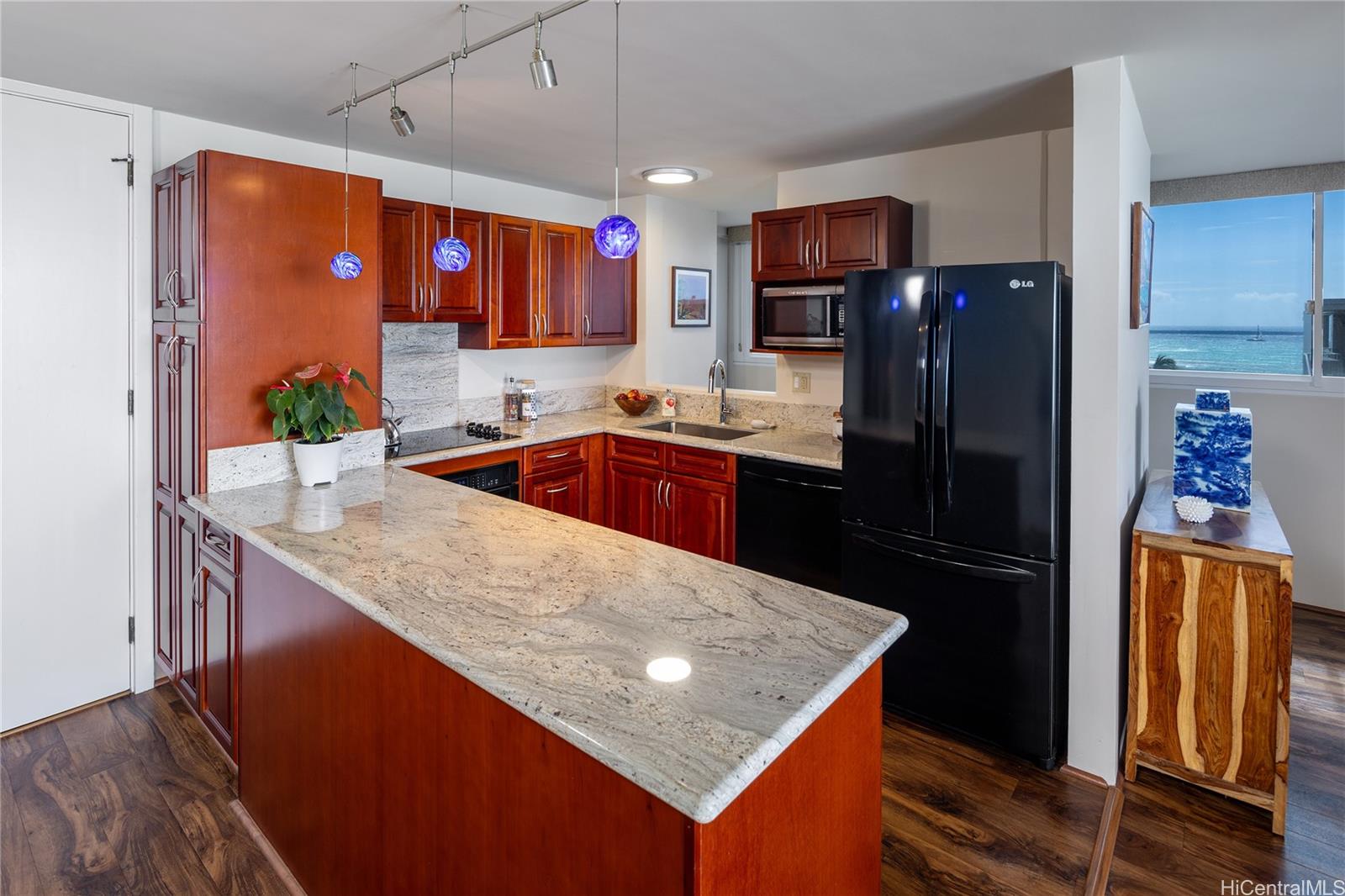 3056 Kalakaua Avenue  Unit PHW
