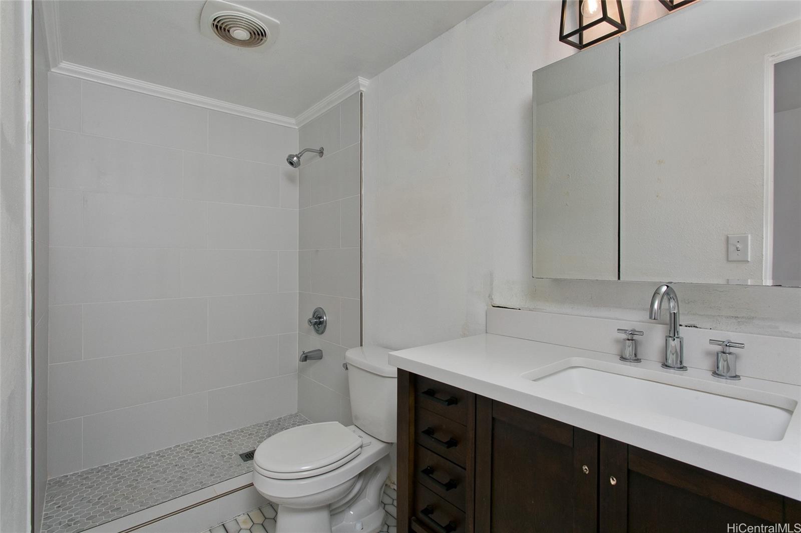 44-150-4 Kou Place  Unit 2204