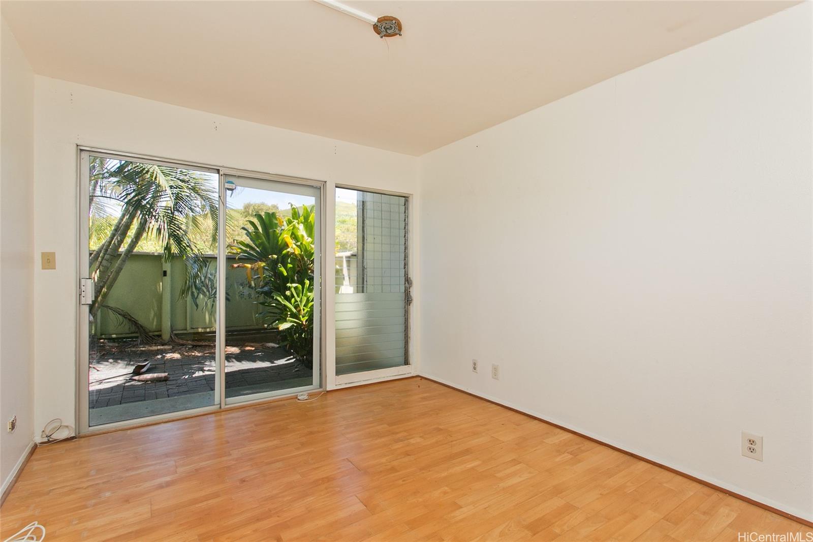 44-150-4 Kou Place  Unit 2204