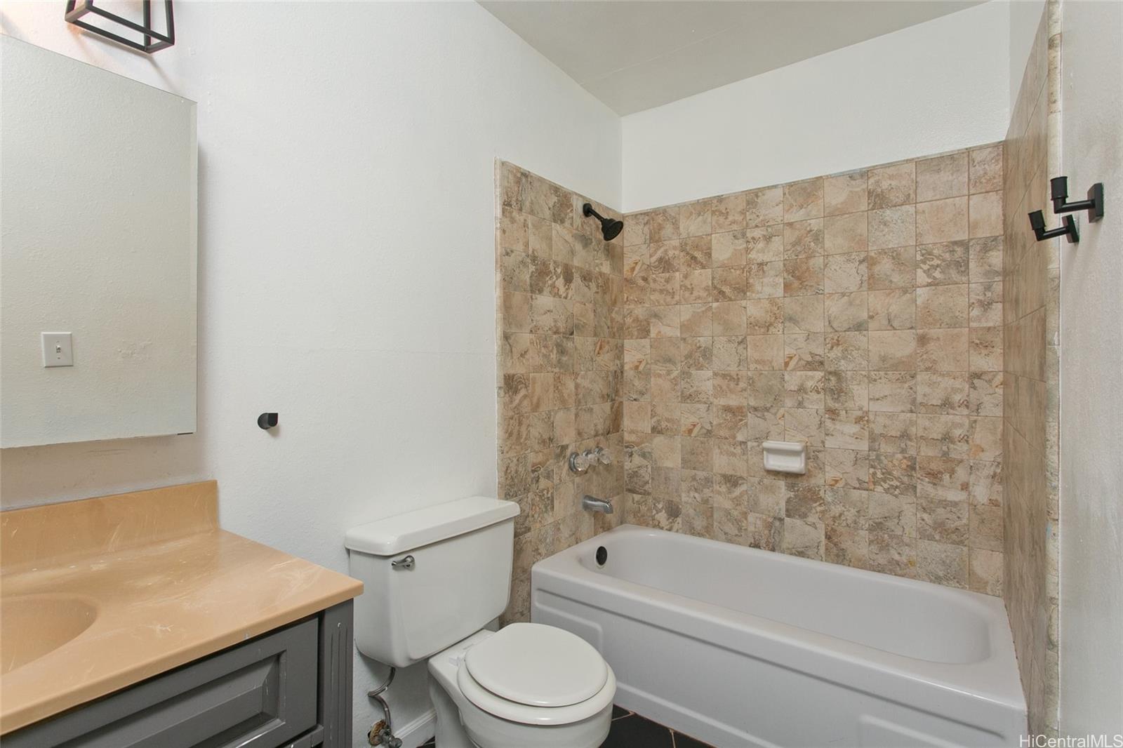 44-150-4 Kou Place  Unit 2204