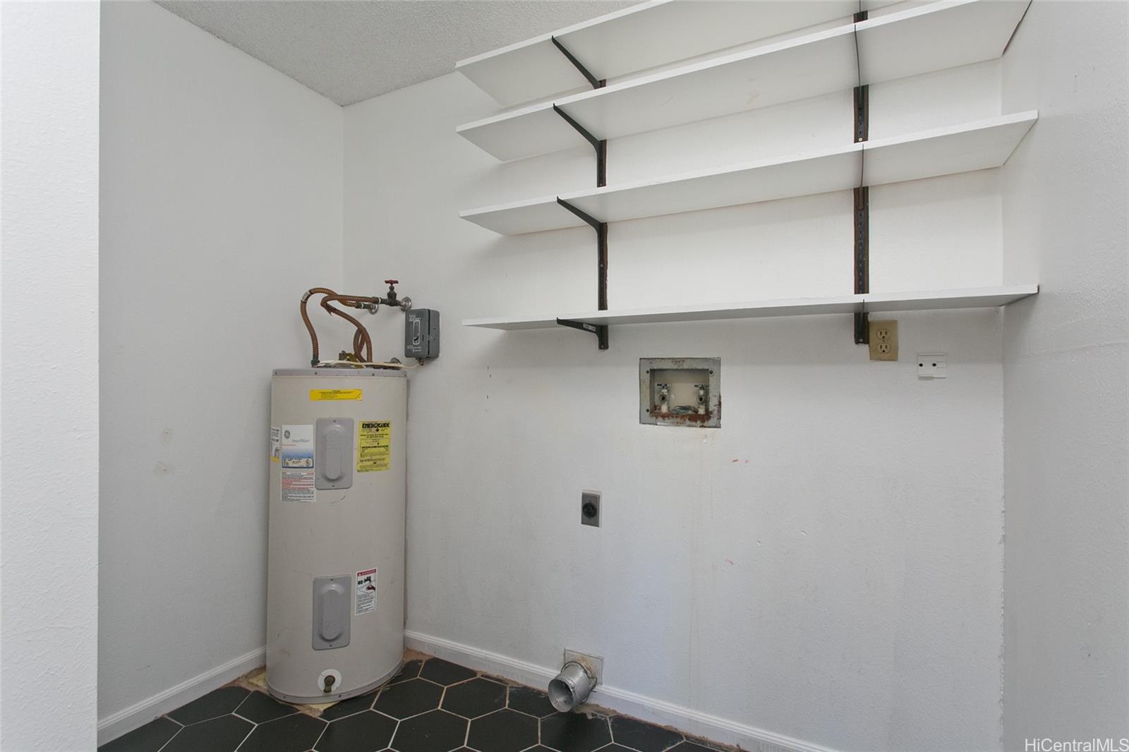44-150-4 Kou Place  Unit 2204