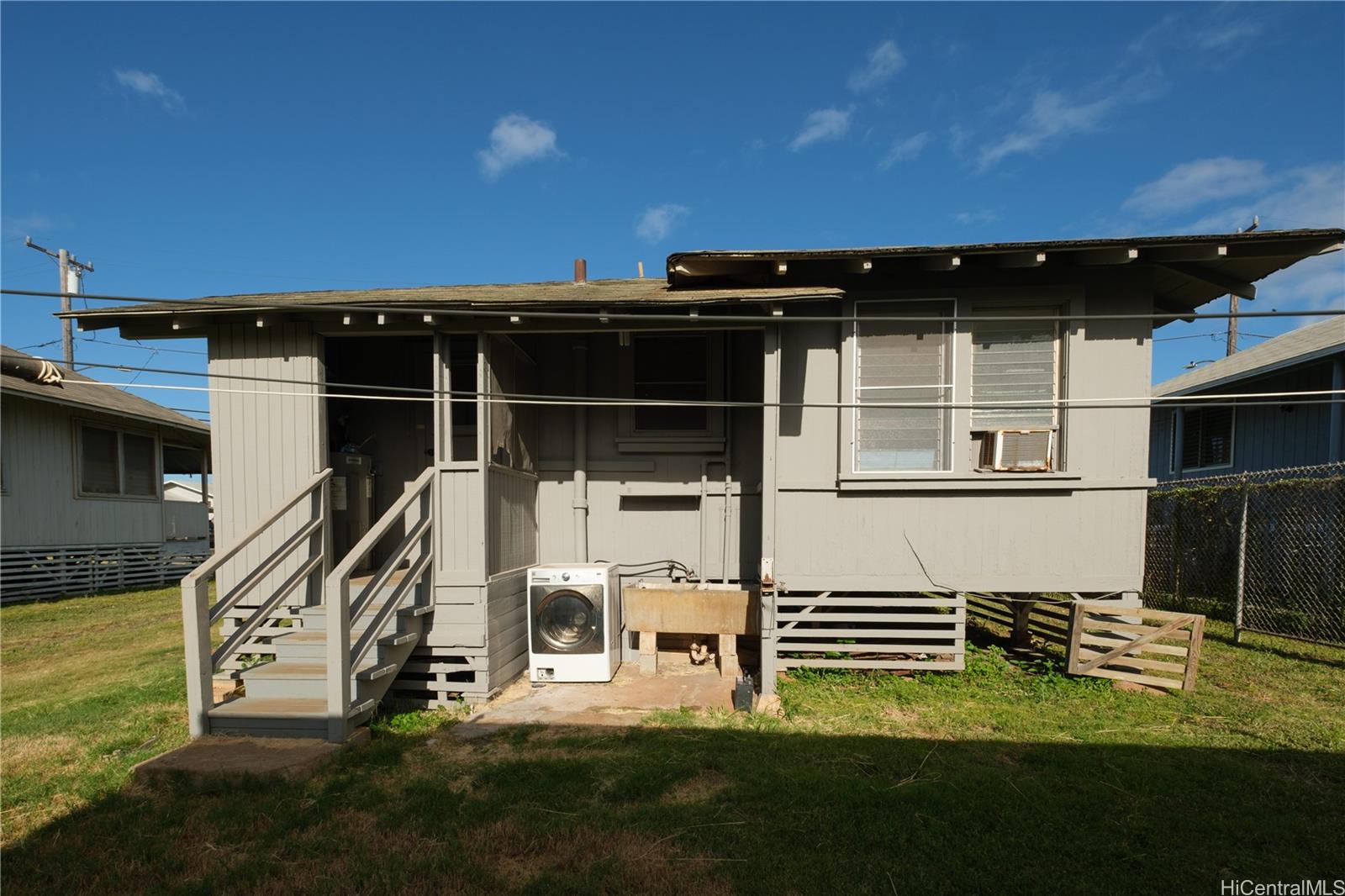 Photo 3 of 21