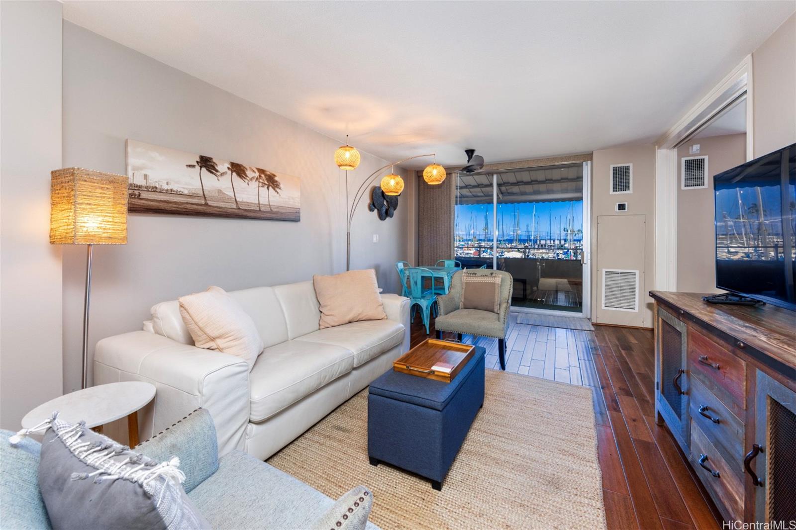 Photo 2 of 16