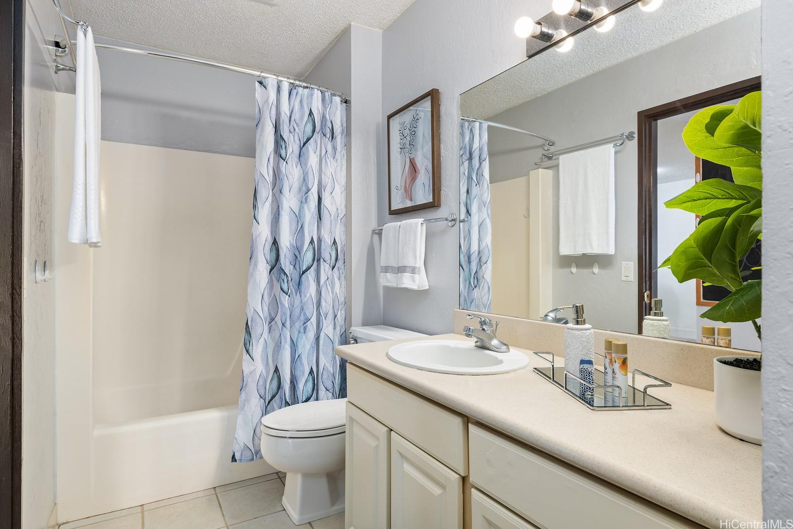 98-360 Koauka Loop  Unit 206