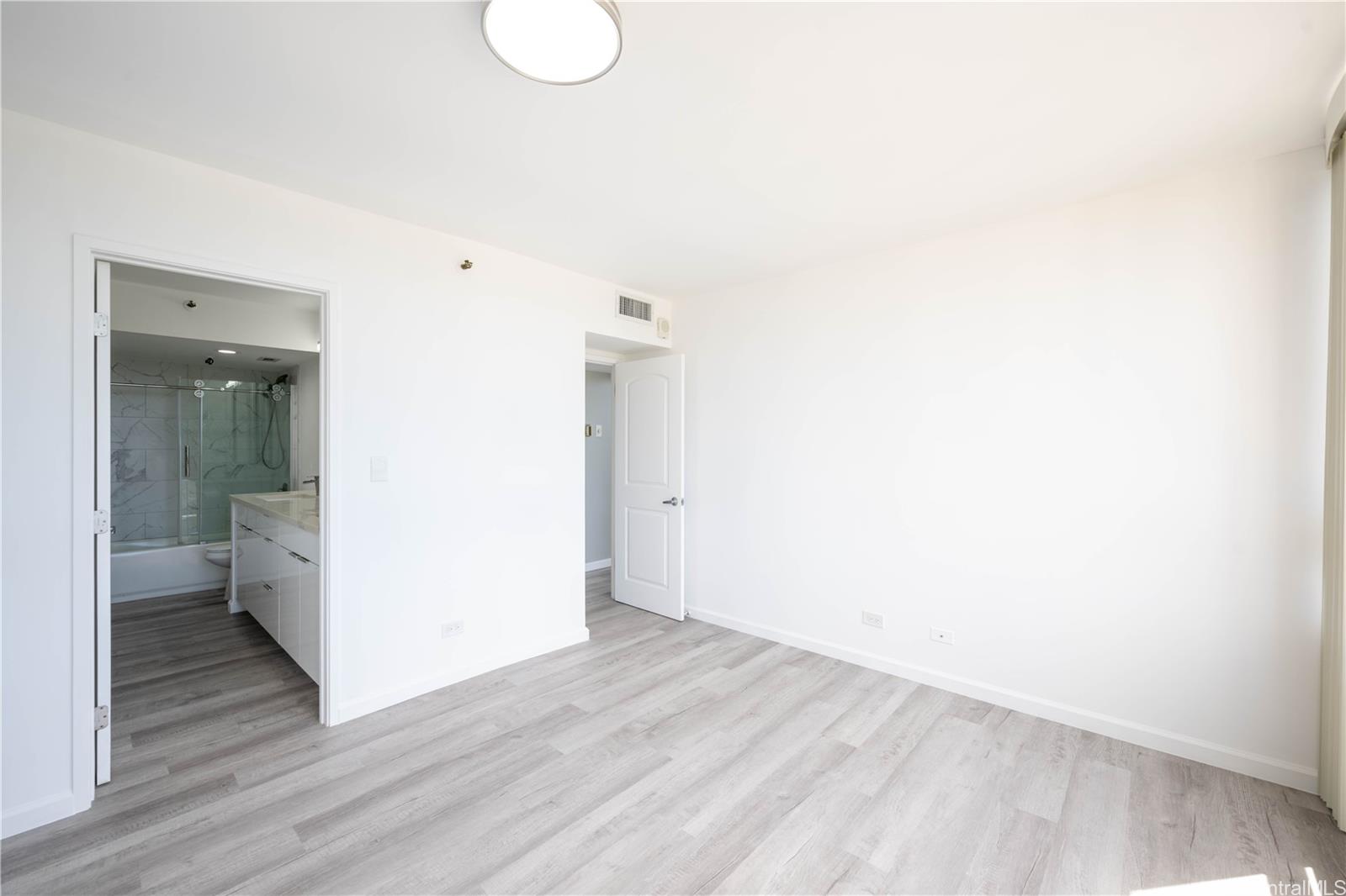 2499 Kapiolani Boulevard  Unit 3507