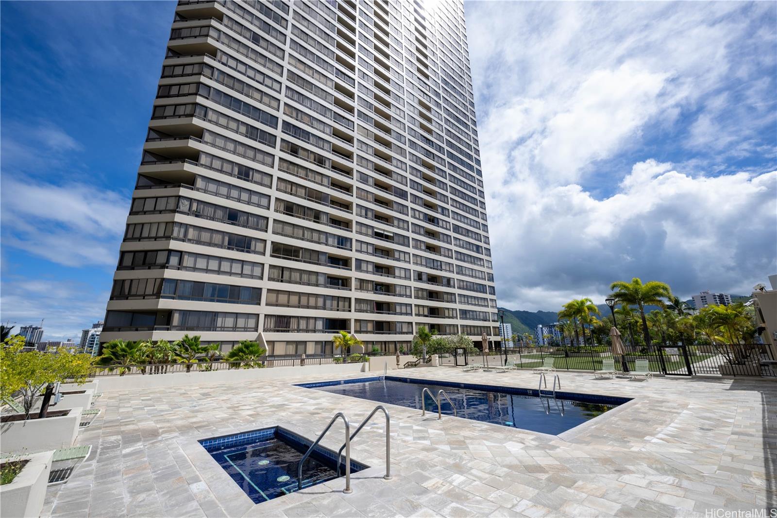 2499 Kapiolani Boulevard  Unit 3507