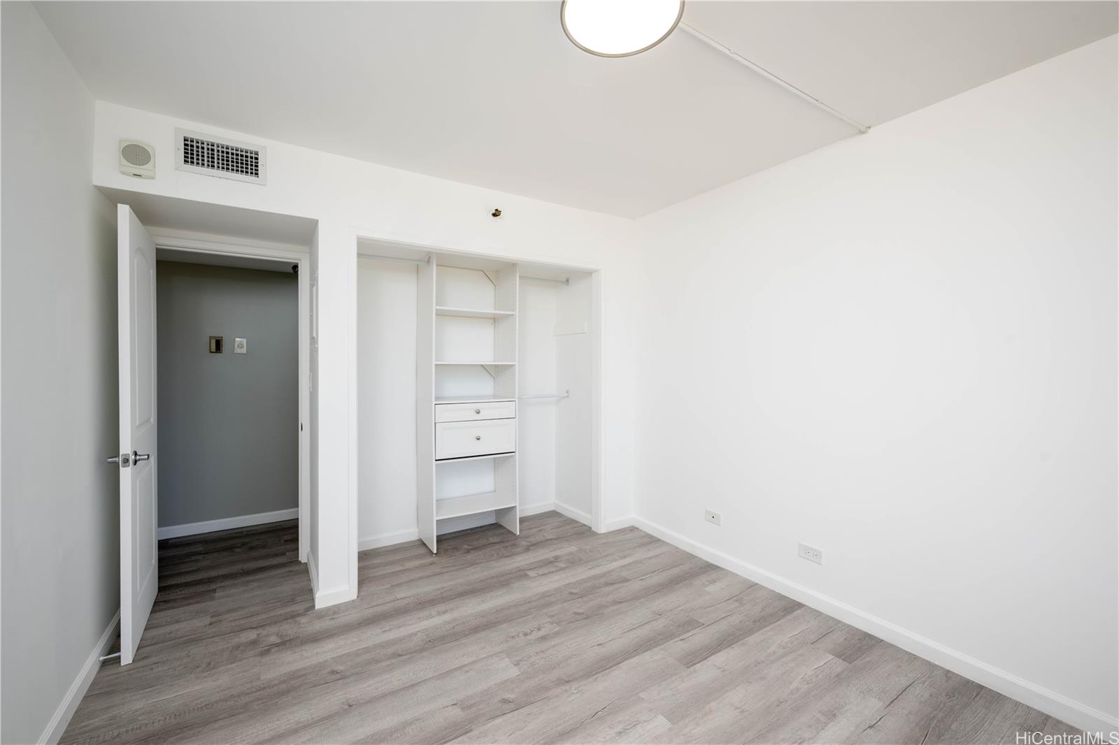 2499 Kapiolani Boulevard  Unit 3507
