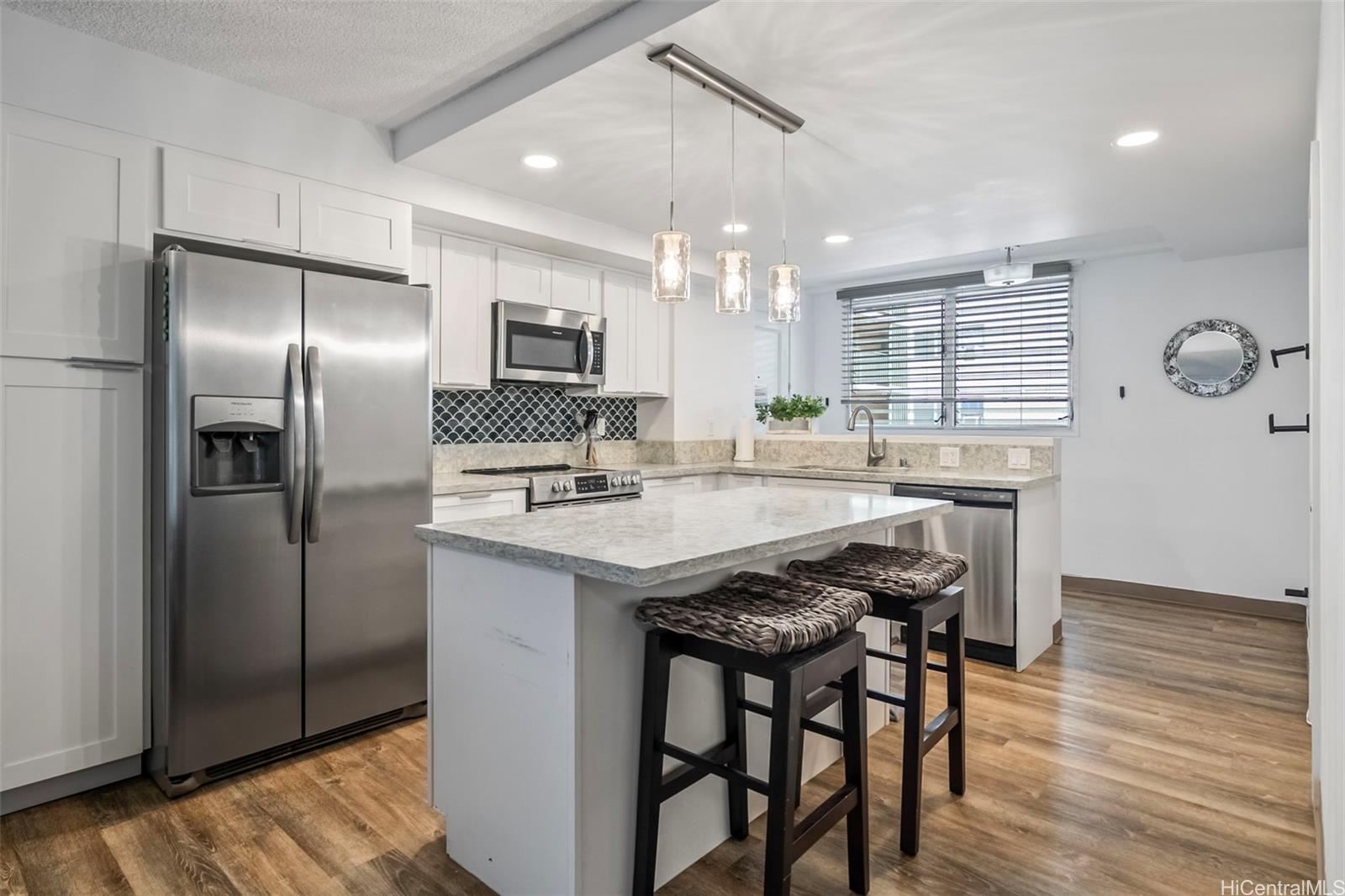 2355 Ala Wai Boulevard 201