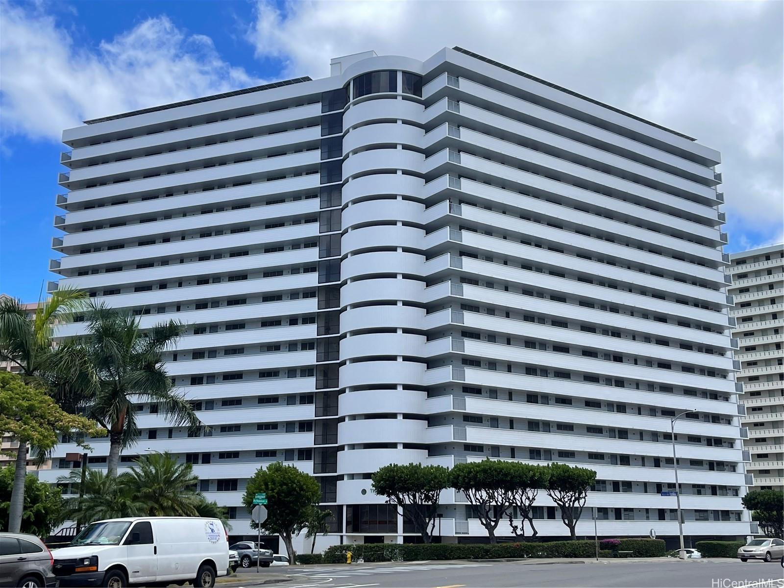 1128 Ala Napunani Street 506