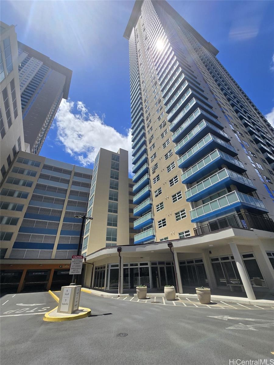 801 South Street  Unit 526