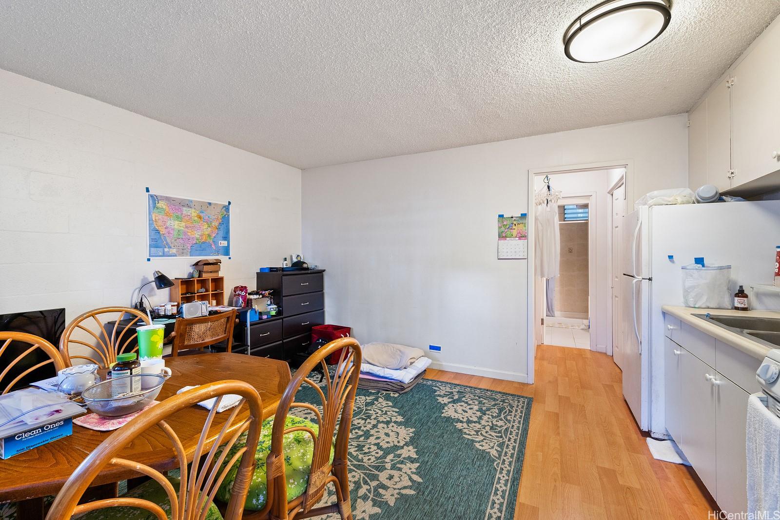 Photo 13 of 25