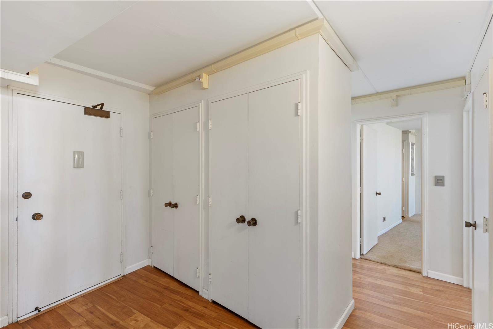2333 Kapiolani Boulevard  Unit 814