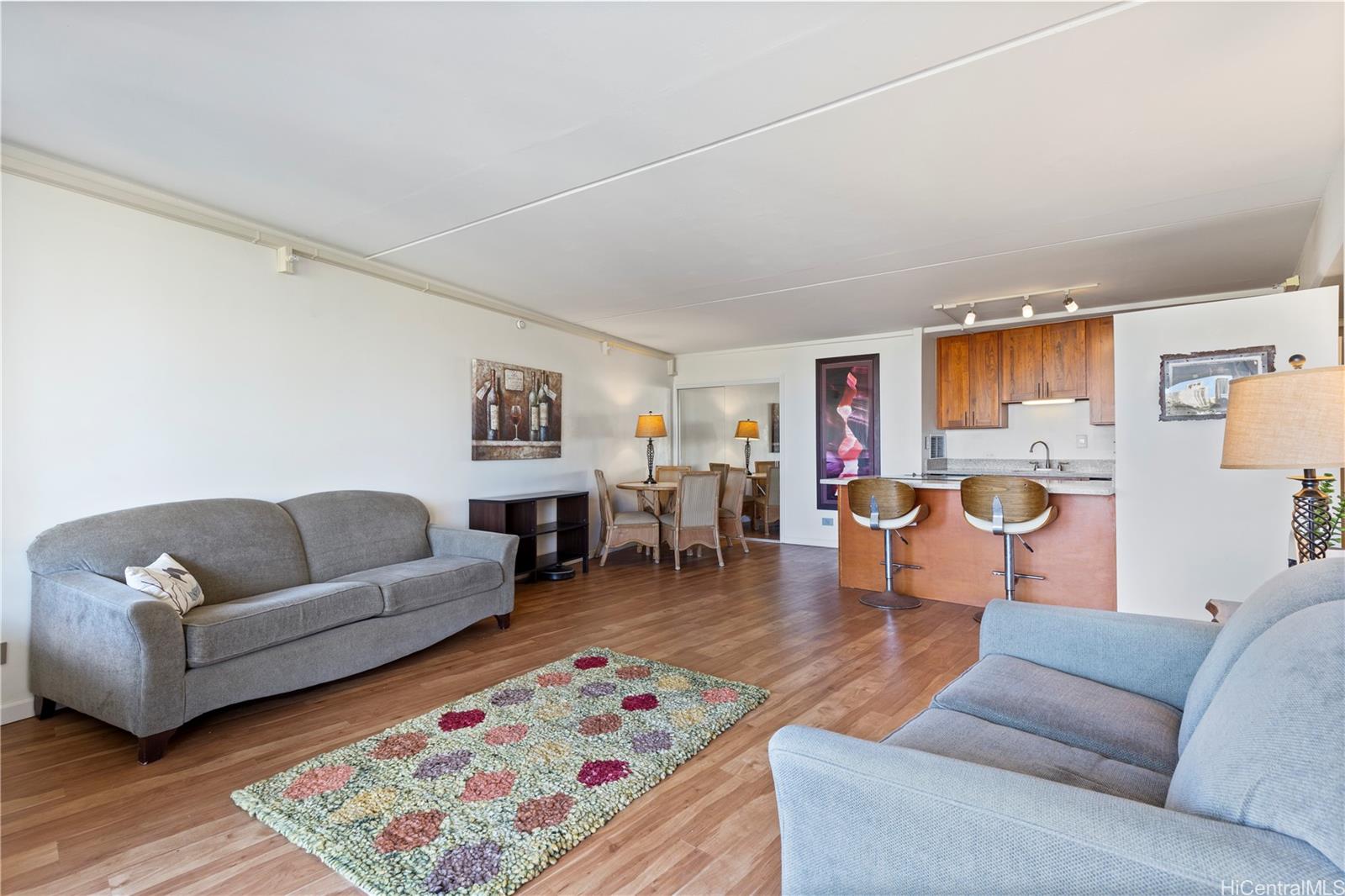 2333 Kapiolani Boulevard  Unit 814