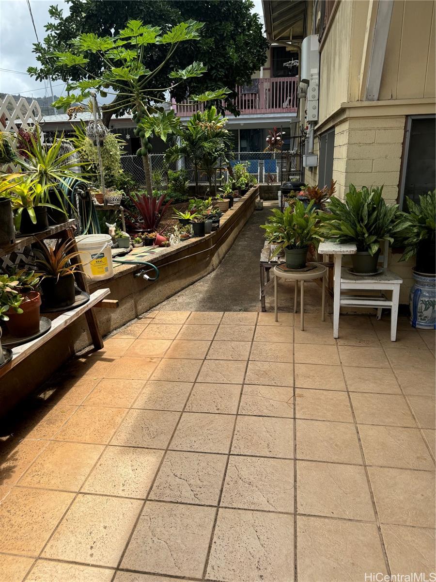 Photo 6 of 10