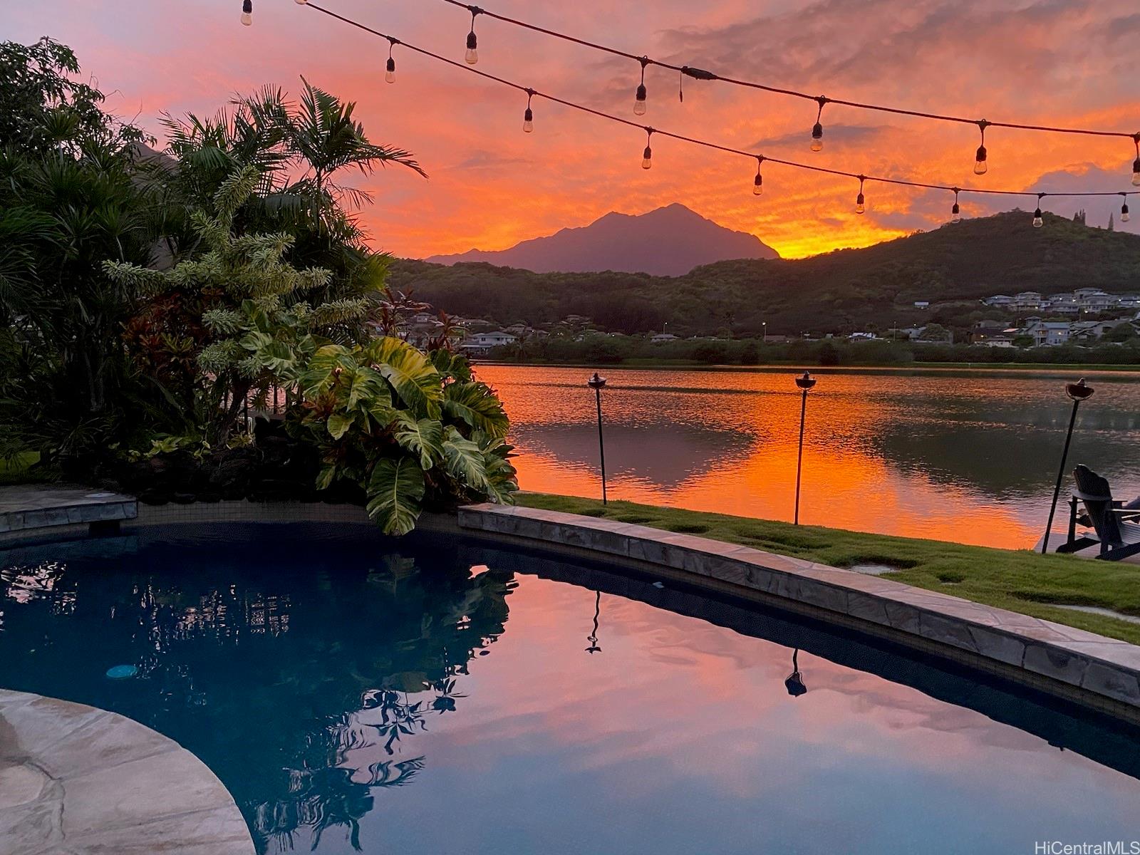 1185 Kahili Street Kailua HI 96734 listed 07162024