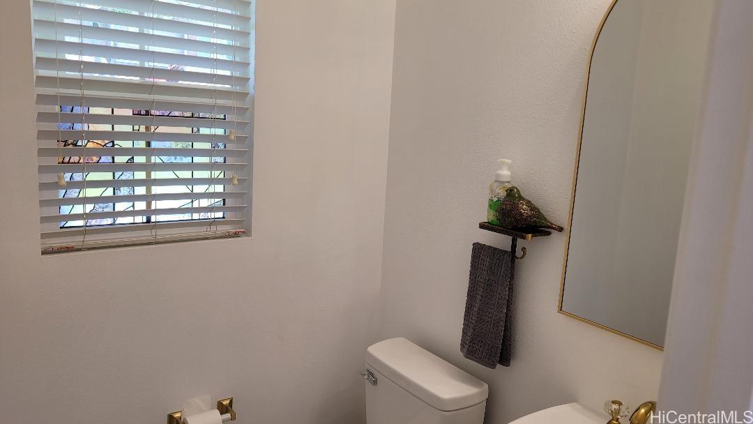 Photo 10 of 25