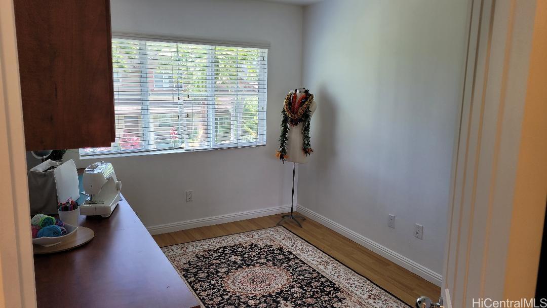 Photo 19 of 25